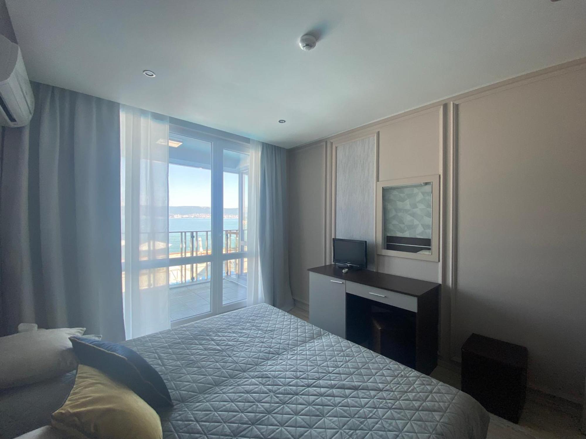 Paradiso 'В' 201 One Bedroom Apartment 内塞伯尔 外观 照片