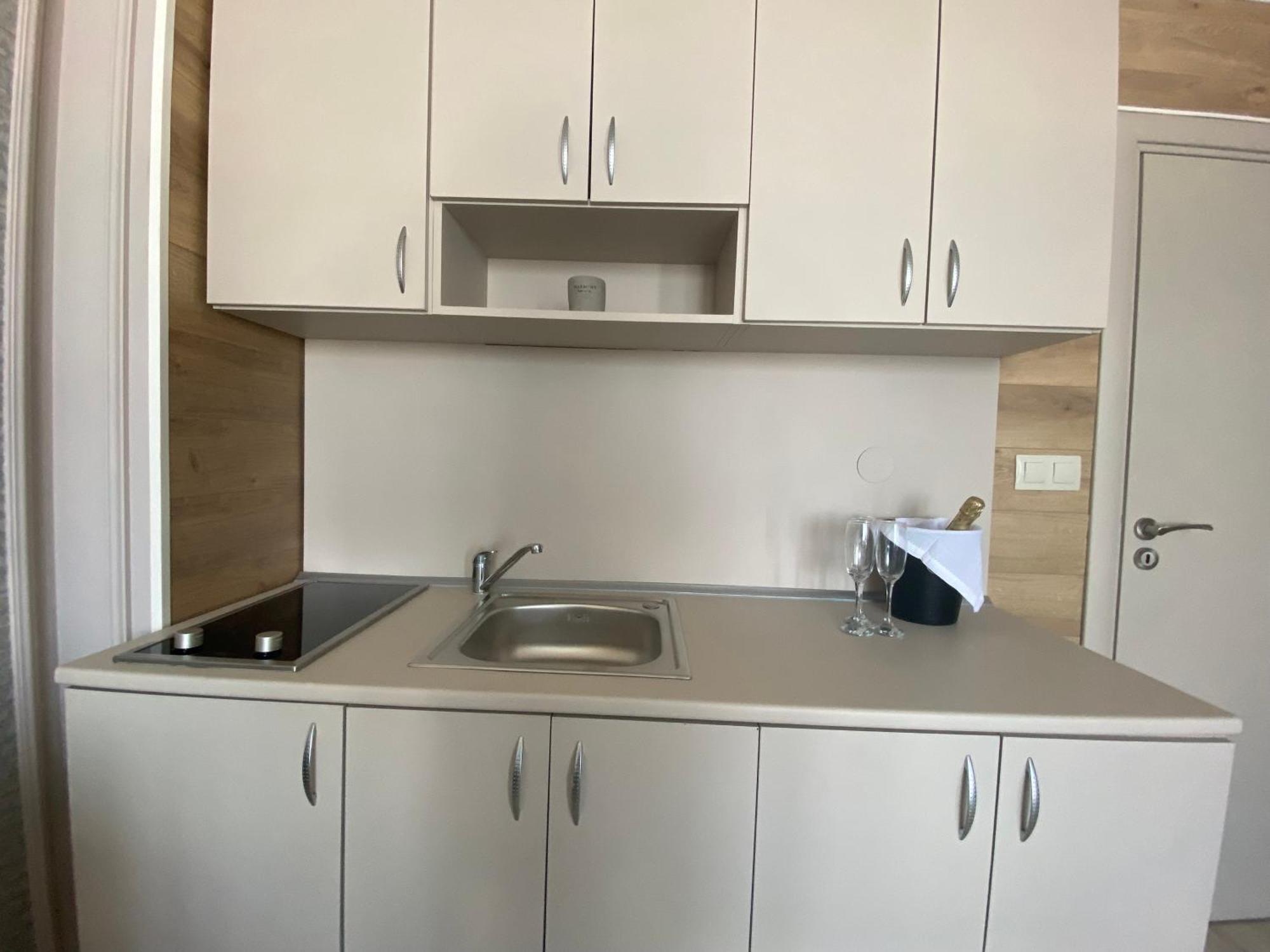 Paradiso 'В' 201 One Bedroom Apartment 内塞伯尔 外观 照片