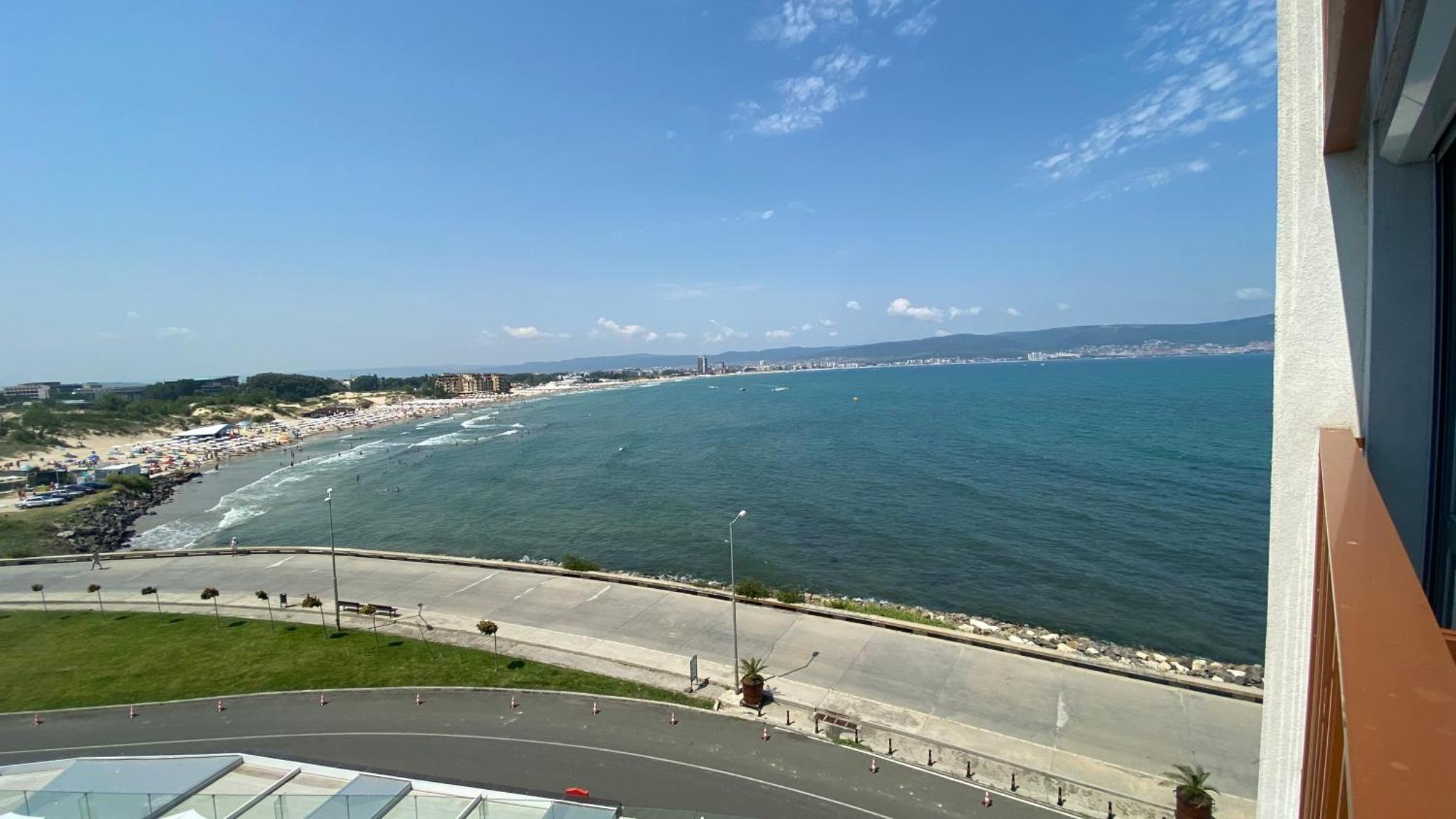 Paradiso 'В' 201 One Bedroom Apartment 内塞伯尔 外观 照片