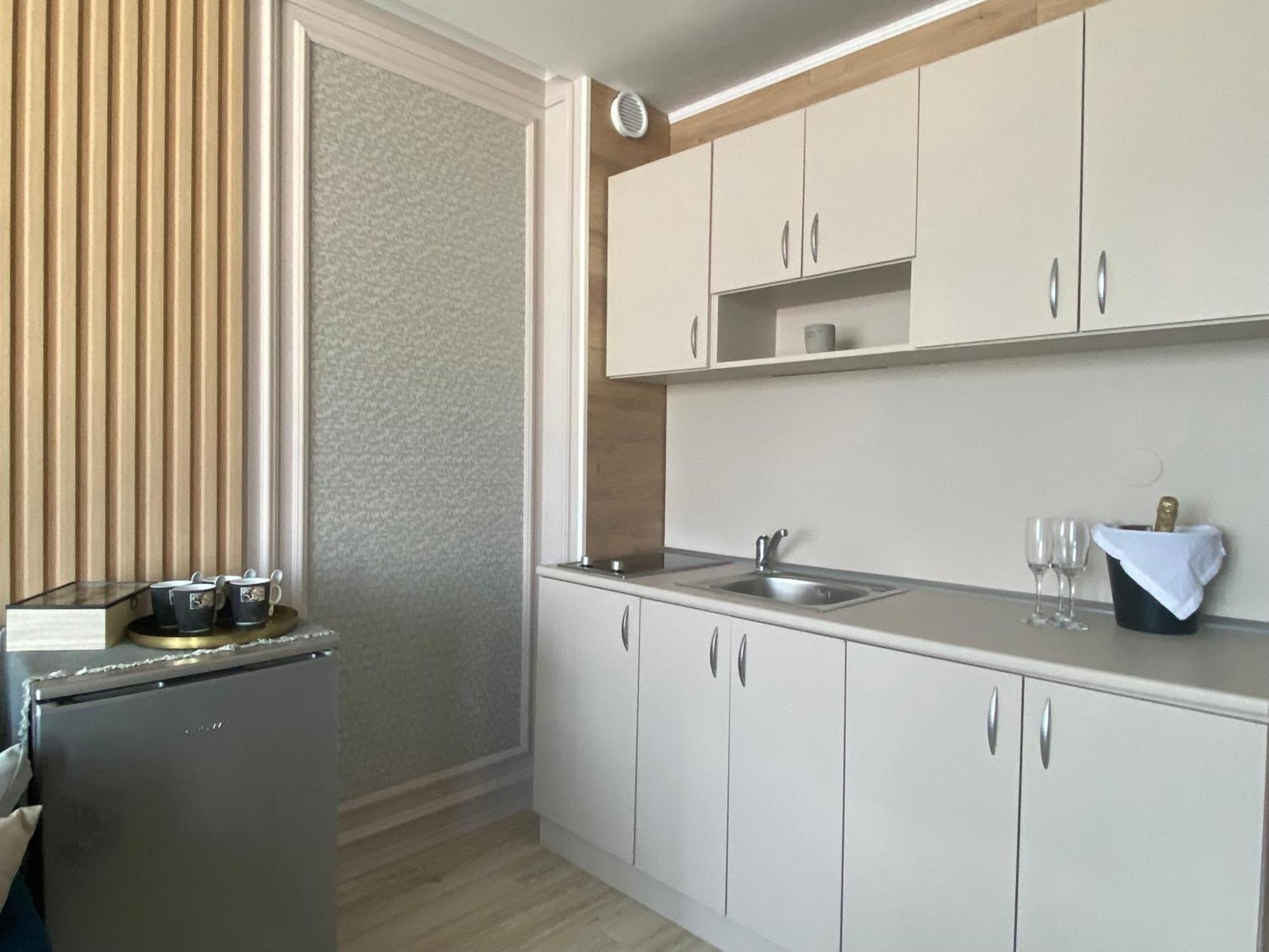 Paradiso 'В' 201 One Bedroom Apartment 内塞伯尔 外观 照片
